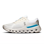 On Women's Cloudrunner 2